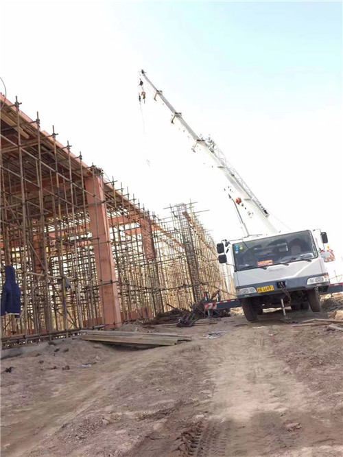 四平市25 吨、50 吨吊车怎么选？多大重量 / 半径适合对应车型？